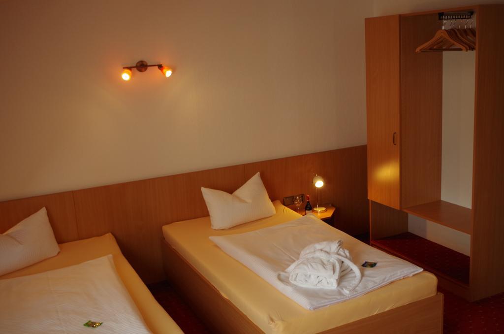 Zum Abschlepphof