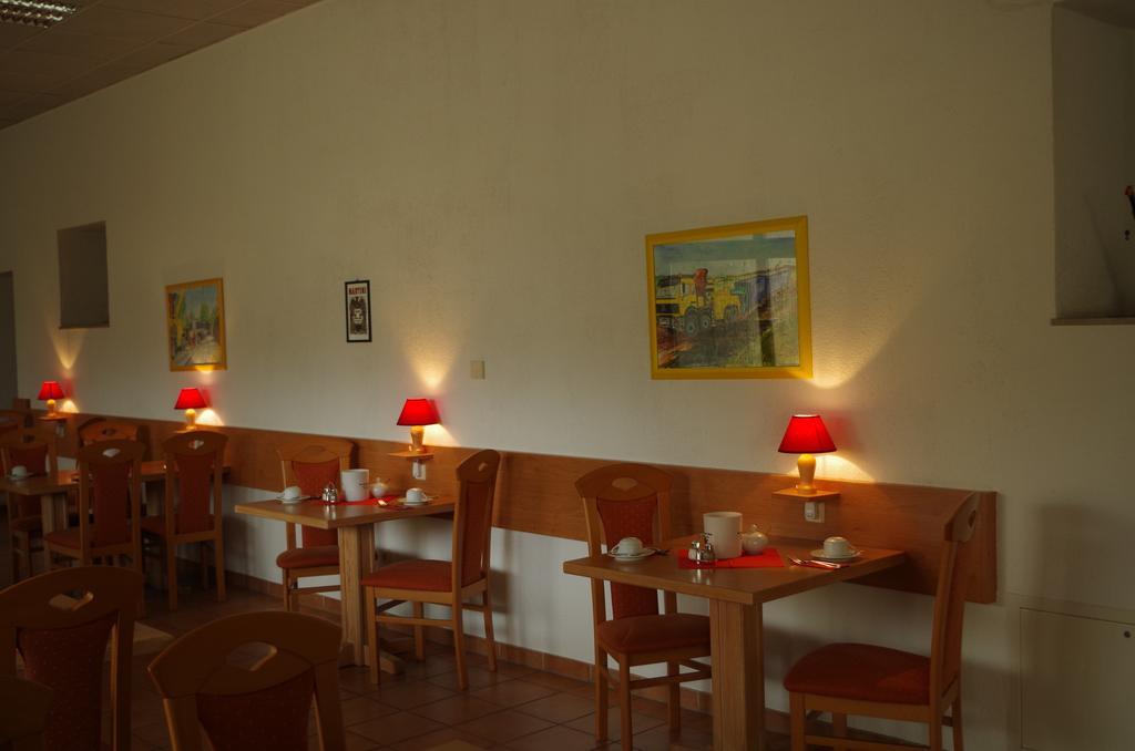 Zum Abschlepphof Gasthof 2*